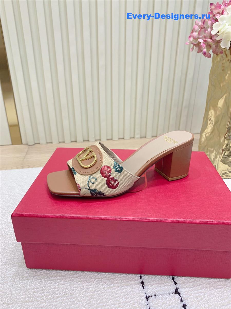 Va1e*ntin0 cherryfic 60mm slides