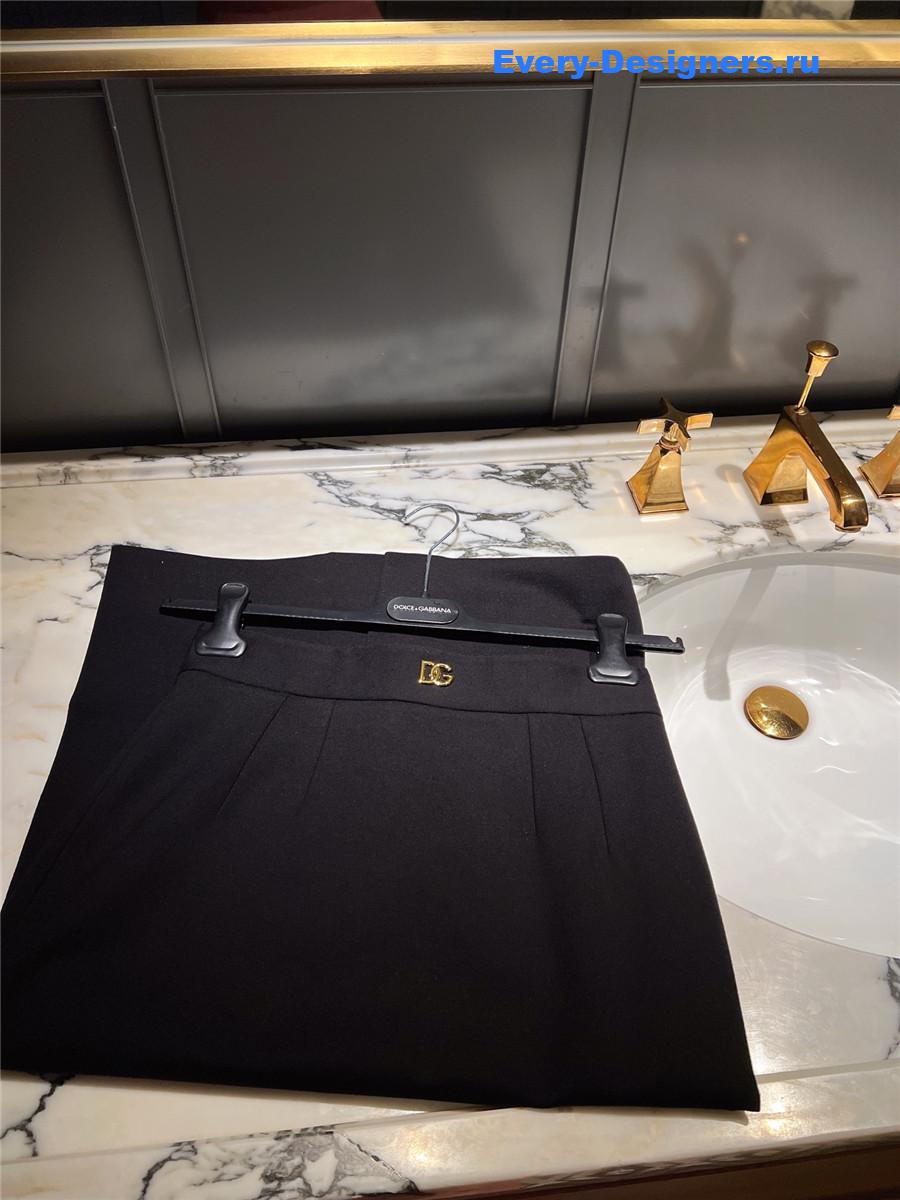 Dolce & Gabbana Wool Pencil Skirt