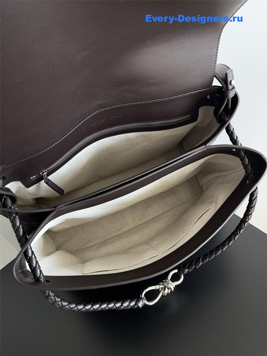 b0tt*ga Ven*ta andiamo leather messenger bag