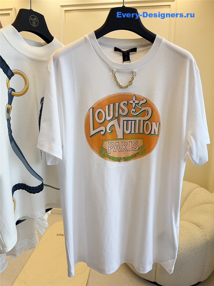 l0vis Vvtt0n travel stamp t-shirt