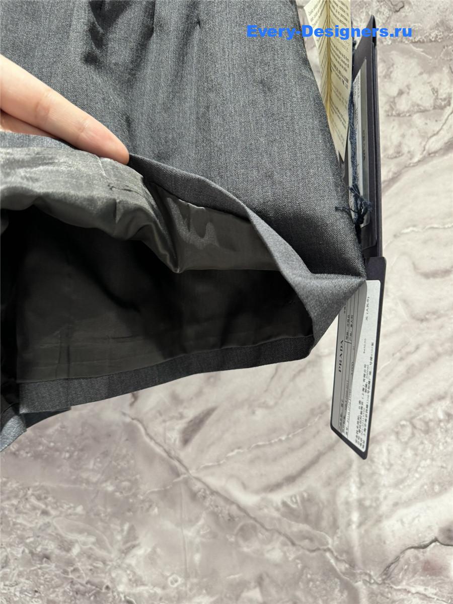 Pra*a high-waist flared shorts