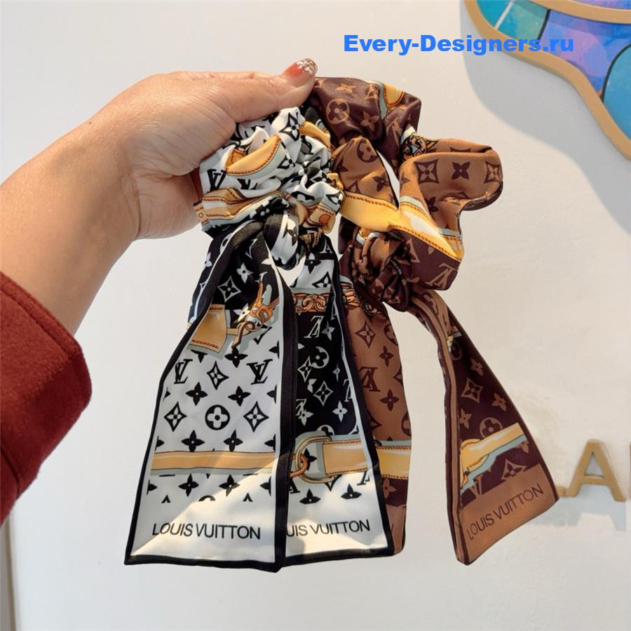 l0vis Vvtt0n brown letter ribbon hair tie