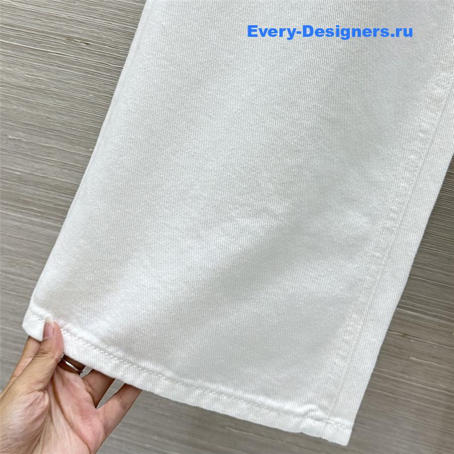 Miu Miu White Jeans with Logo Appliqué