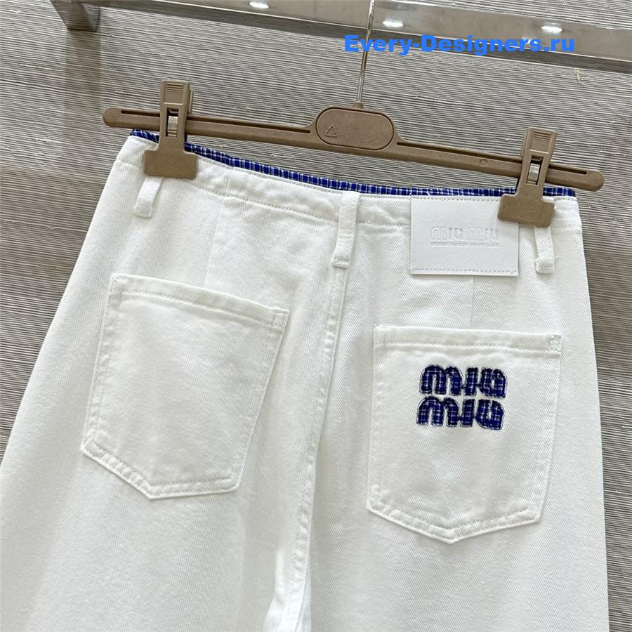Miu Miu White Jeans with Logo Appliqué