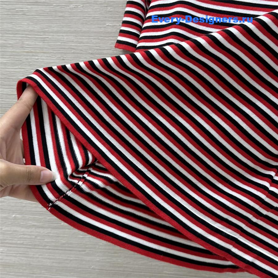 Ce1i*e red striped cropped knit top