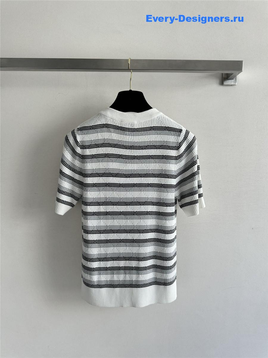 Ch**el crew neck striped knit short sleeves