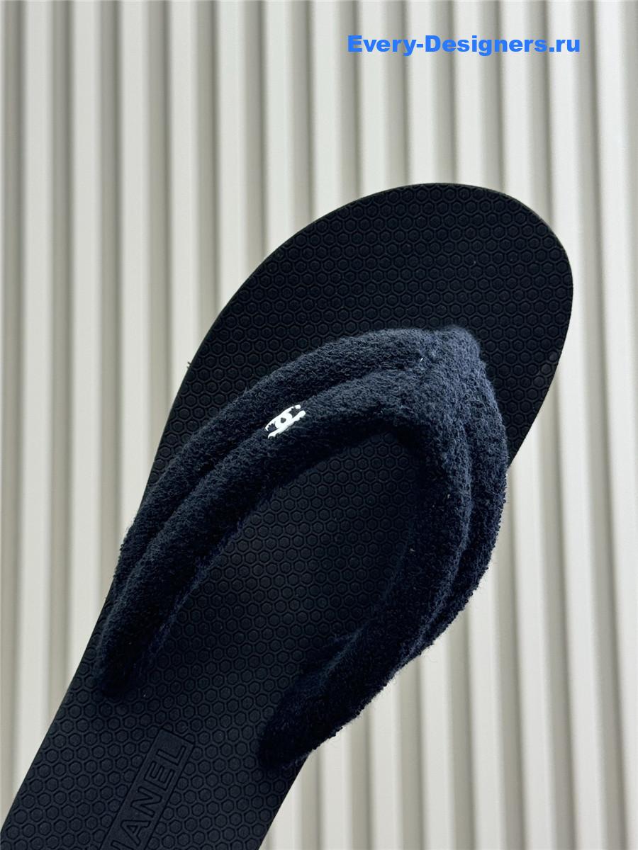 Ch**el black high-top flip flops
