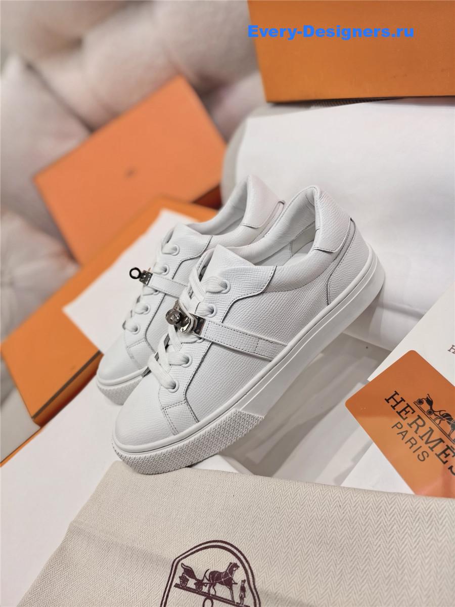 H**me5 day sneakers white