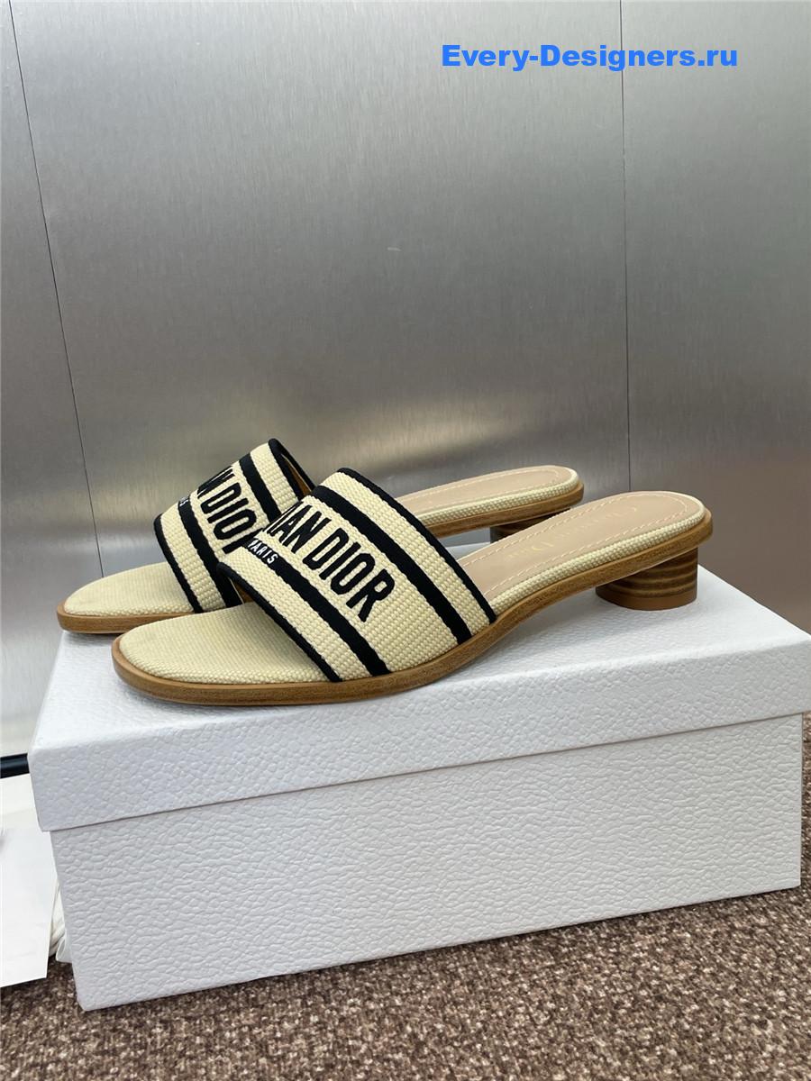 D10r dway heeled slides