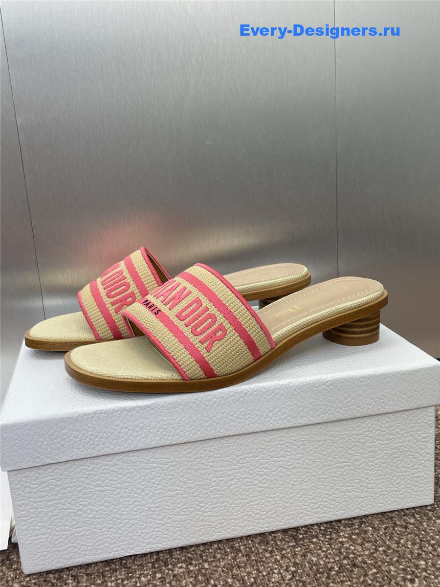 D10r pink dway slides