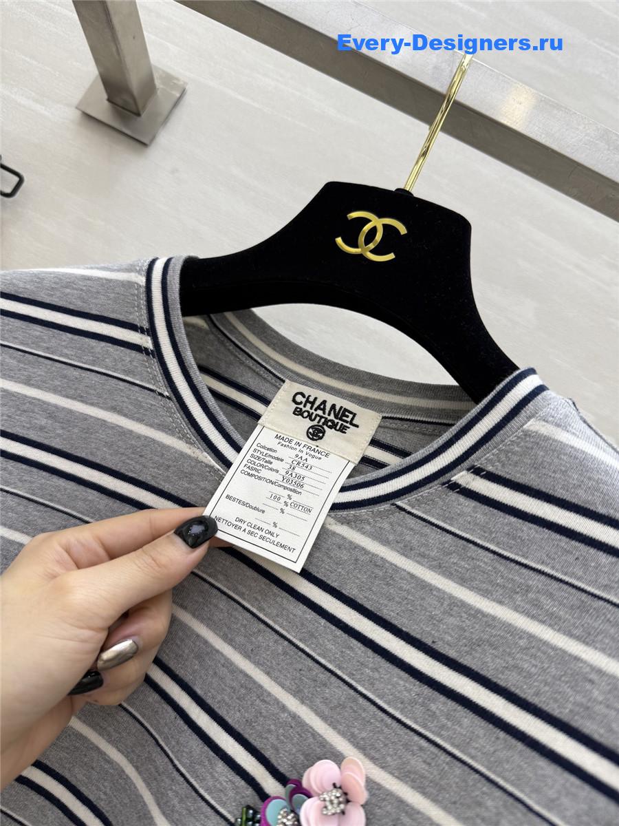 Ch**el multicolor beaded floral tee