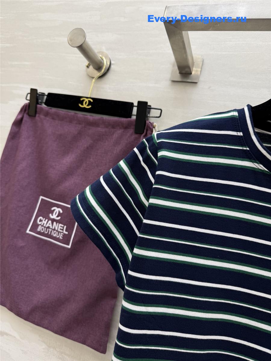 Ch**el navy beaded floral tee