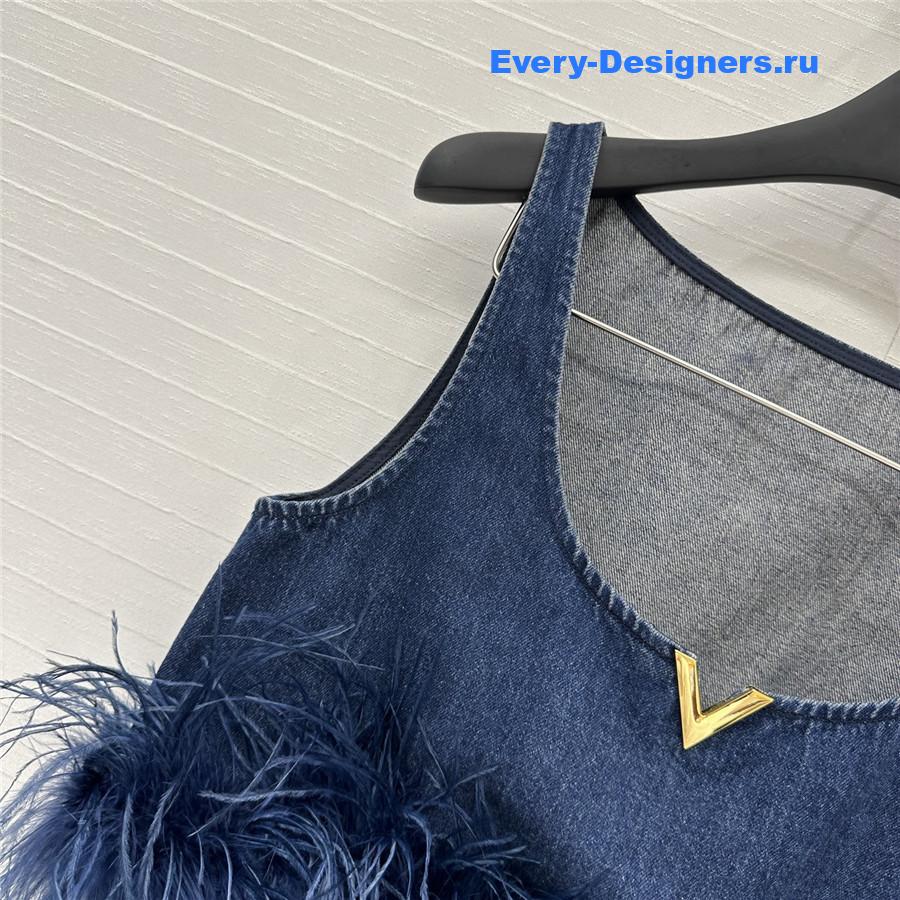 Va1e*ntin0 garavani feather-trim denim crop top