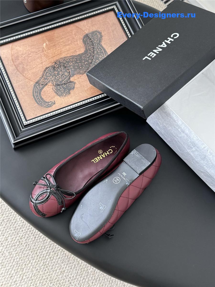 Ch**el burgundy quilted ballet flats