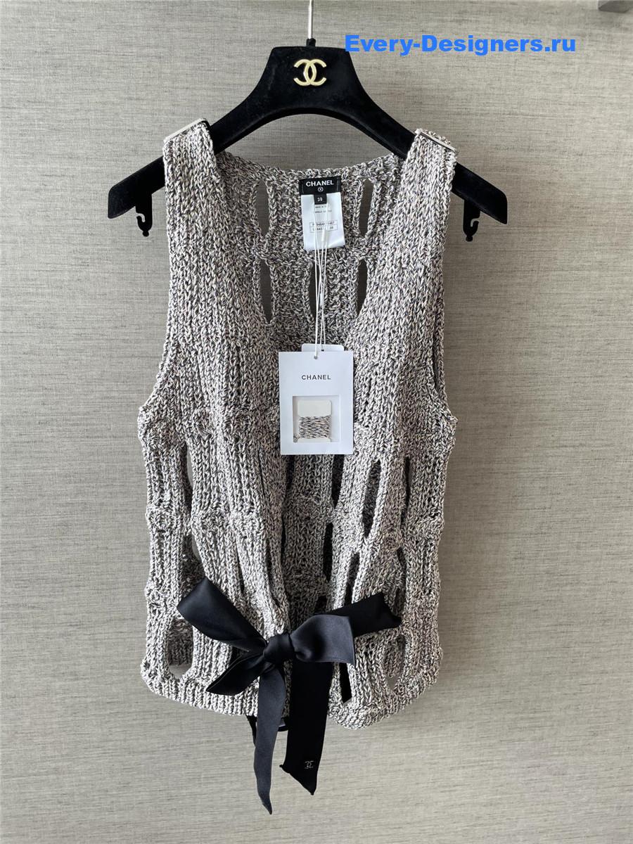 Ch**el grey hollow vest