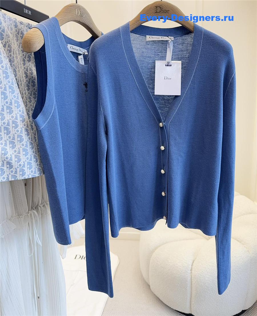 Ch**el knitted vest dark blue cardigan set