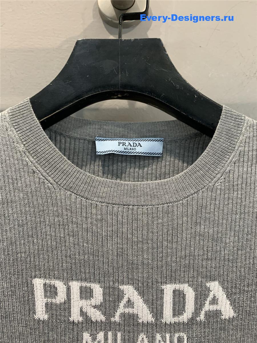 Pra*a gray ivory silk sweater