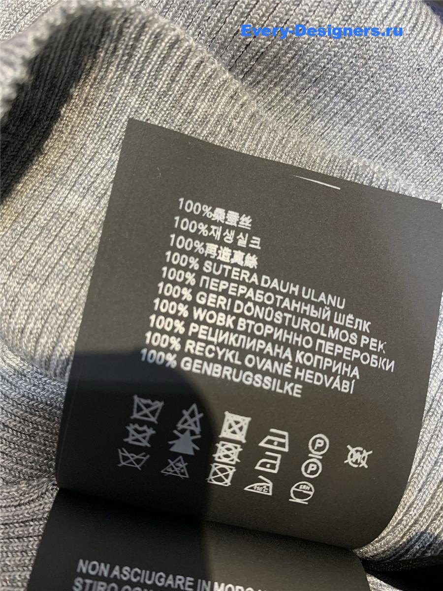 Pra*a gray ivory silk sweater