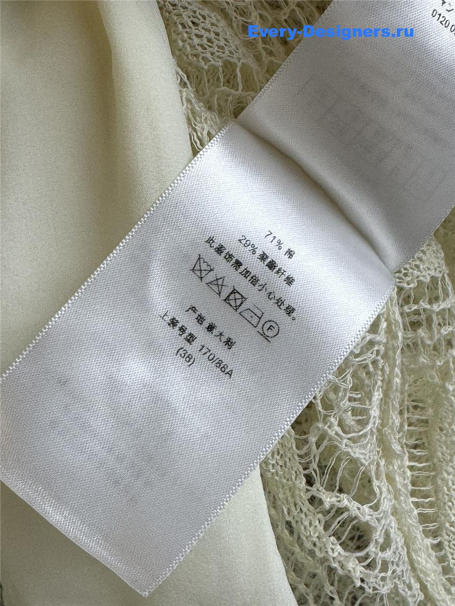 D10r hollow lace high collar top