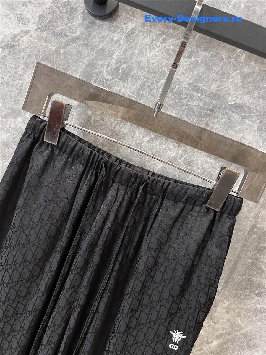 D10r bee embroidered black trousers