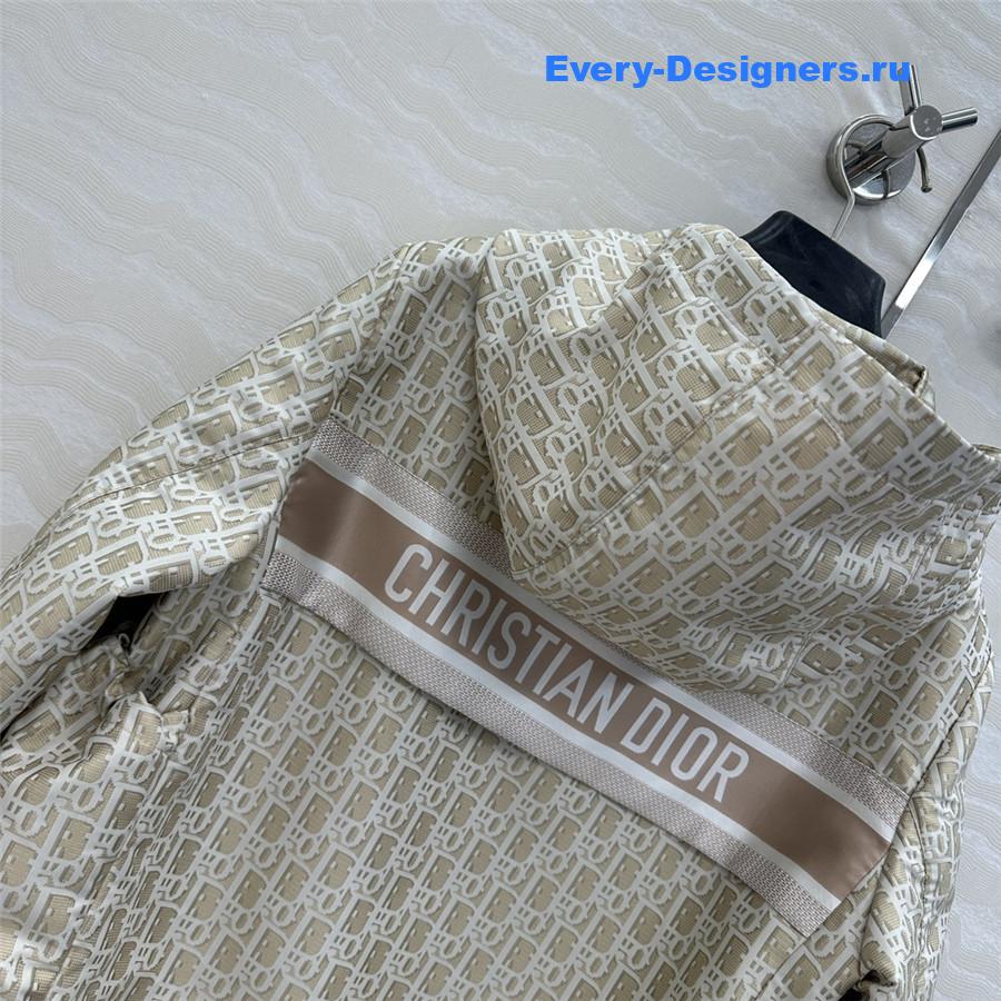 D10r oblique hooded jacket