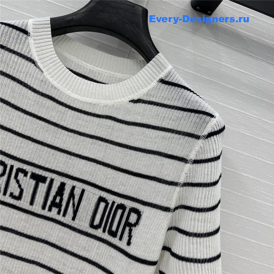 D10r white linen knit top