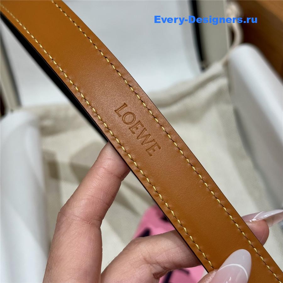 L0ew* black calfskin belt