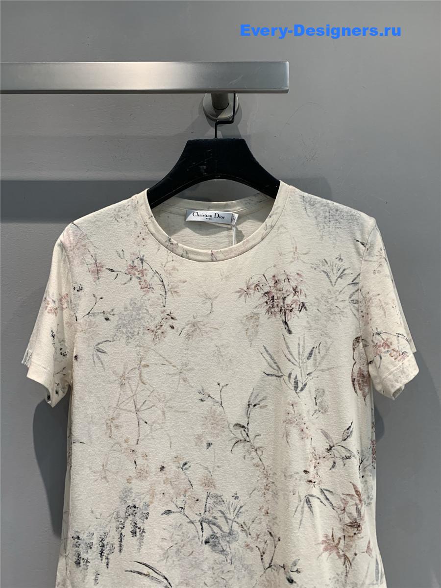 D10r embroidered millefiori t-shirt