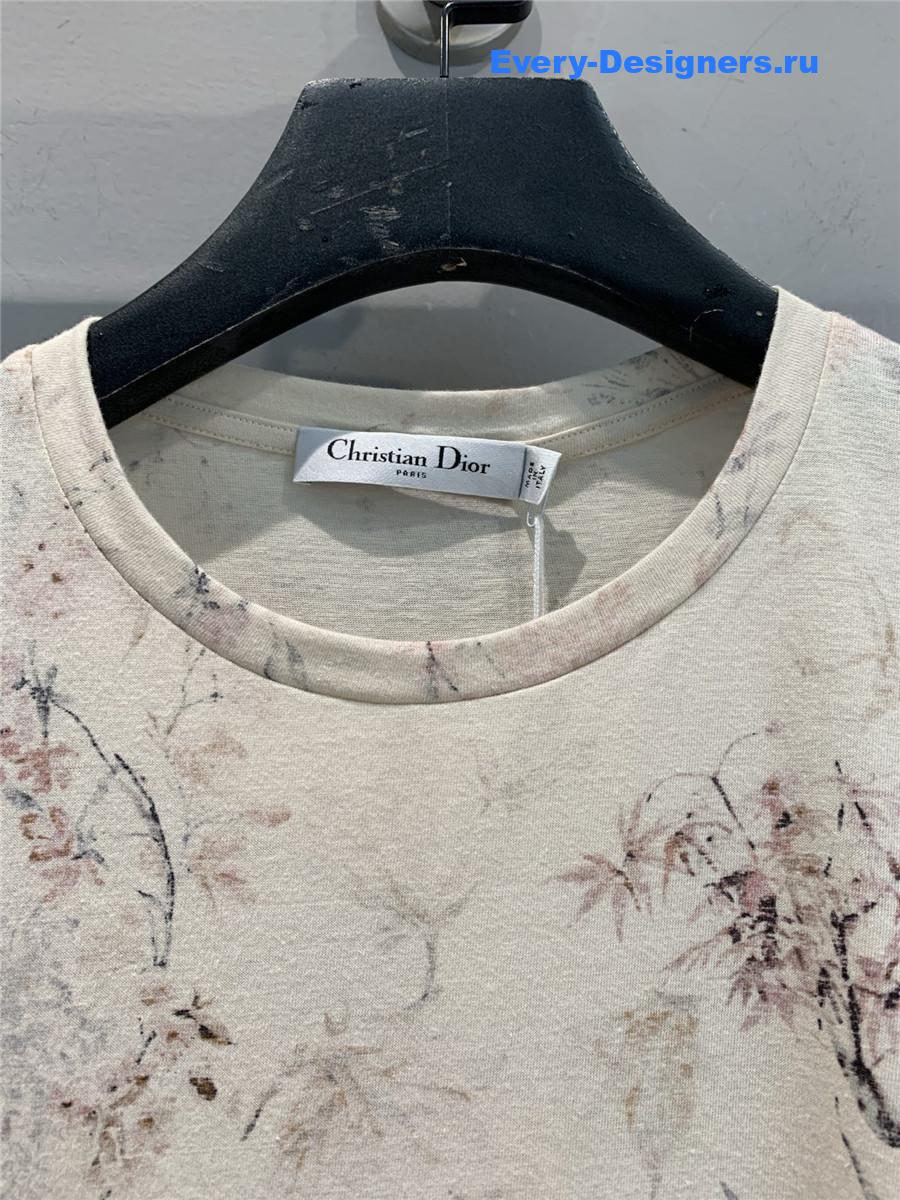 D10r embroidered millefiori t-shirt