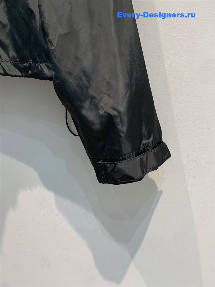 F**di logo-print jacket black