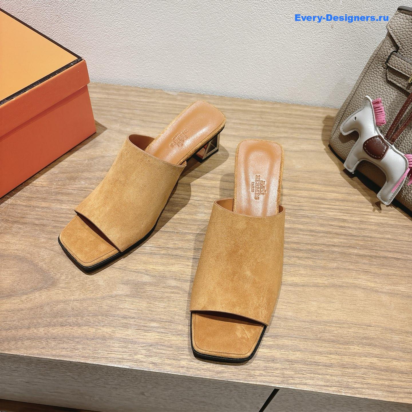 H**me5 brown suede helia mules