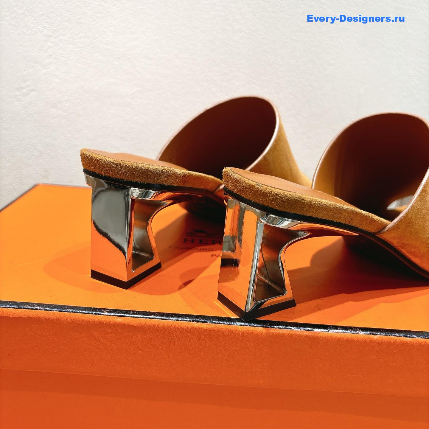 H**me5 brown suede helia mules