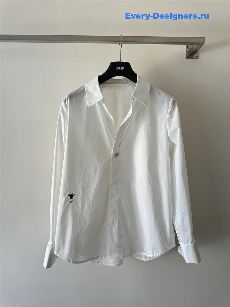 D10r white honey bee shirt