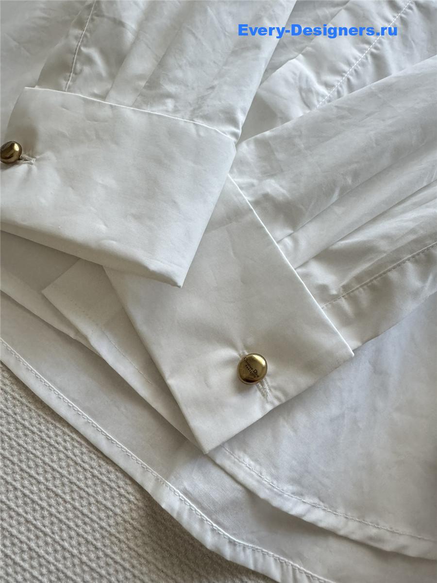 D10r white honey bee shirt