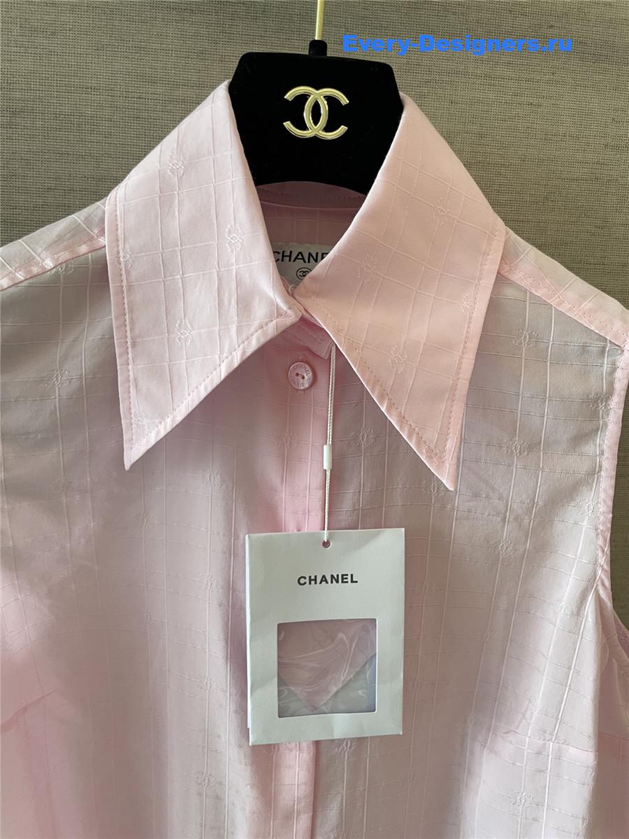 Ch**el pink vest shirt