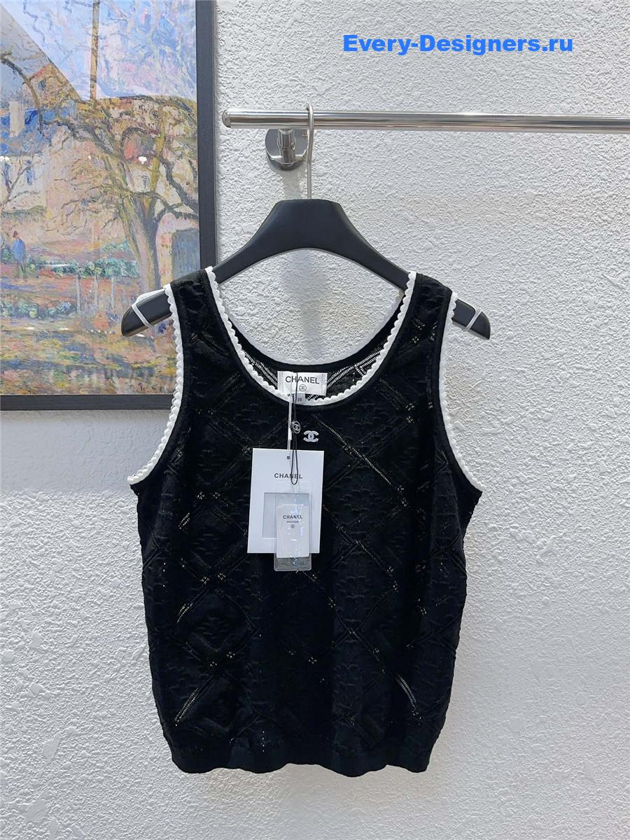 Ch**el cc logo sleeveless vest