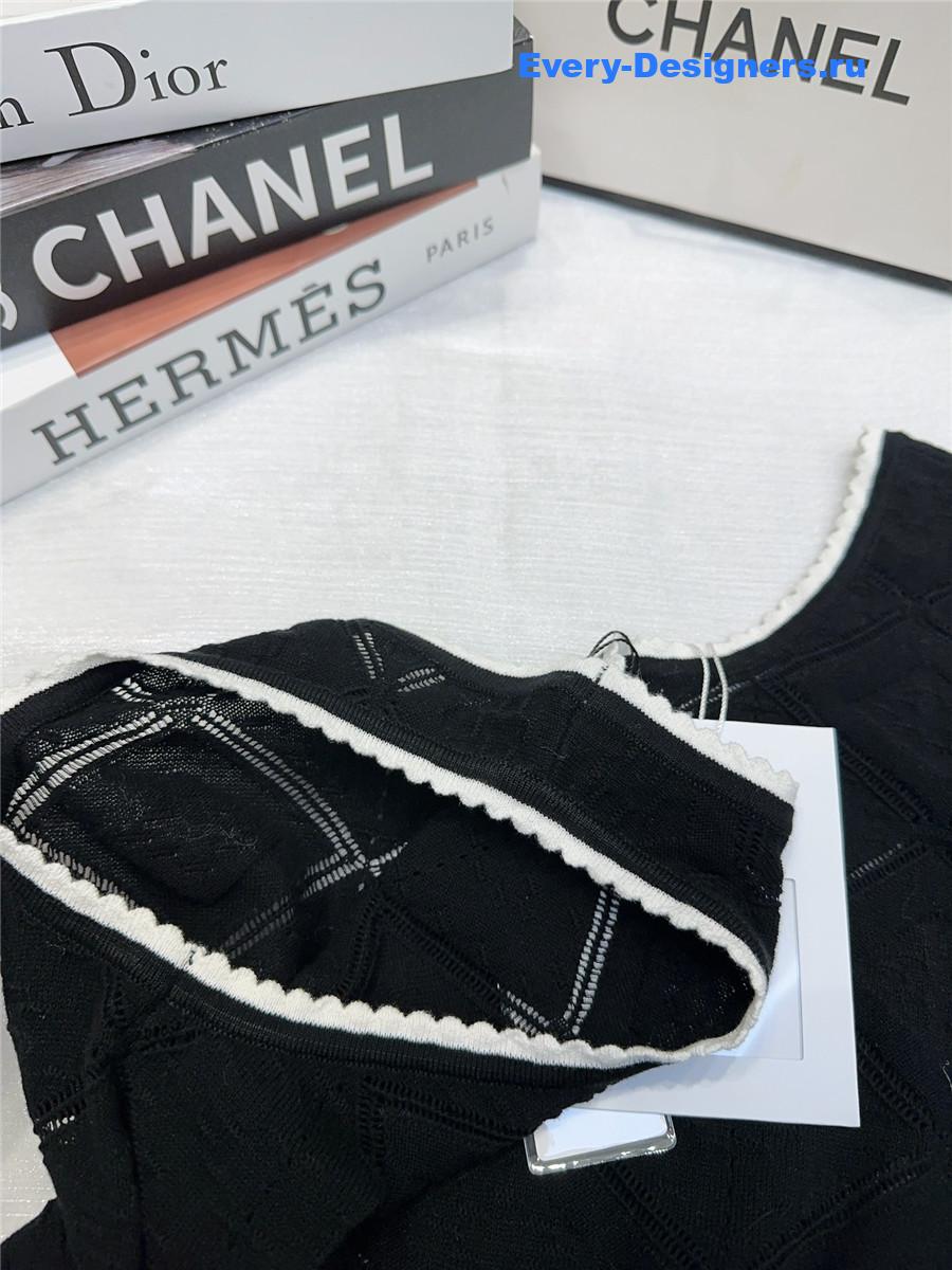 Ch**el cc logo sleeveless vest