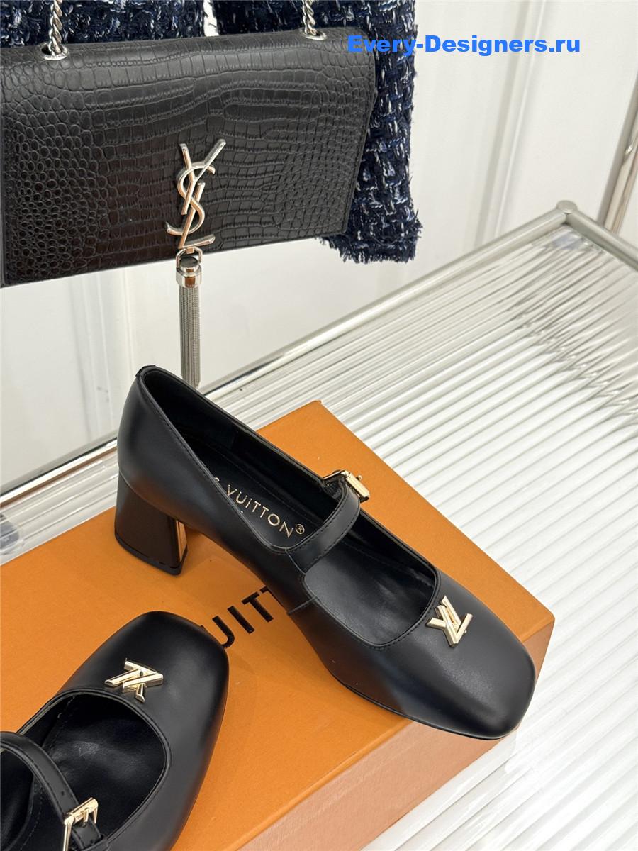 l0vis Vvtt0n black shake pumps