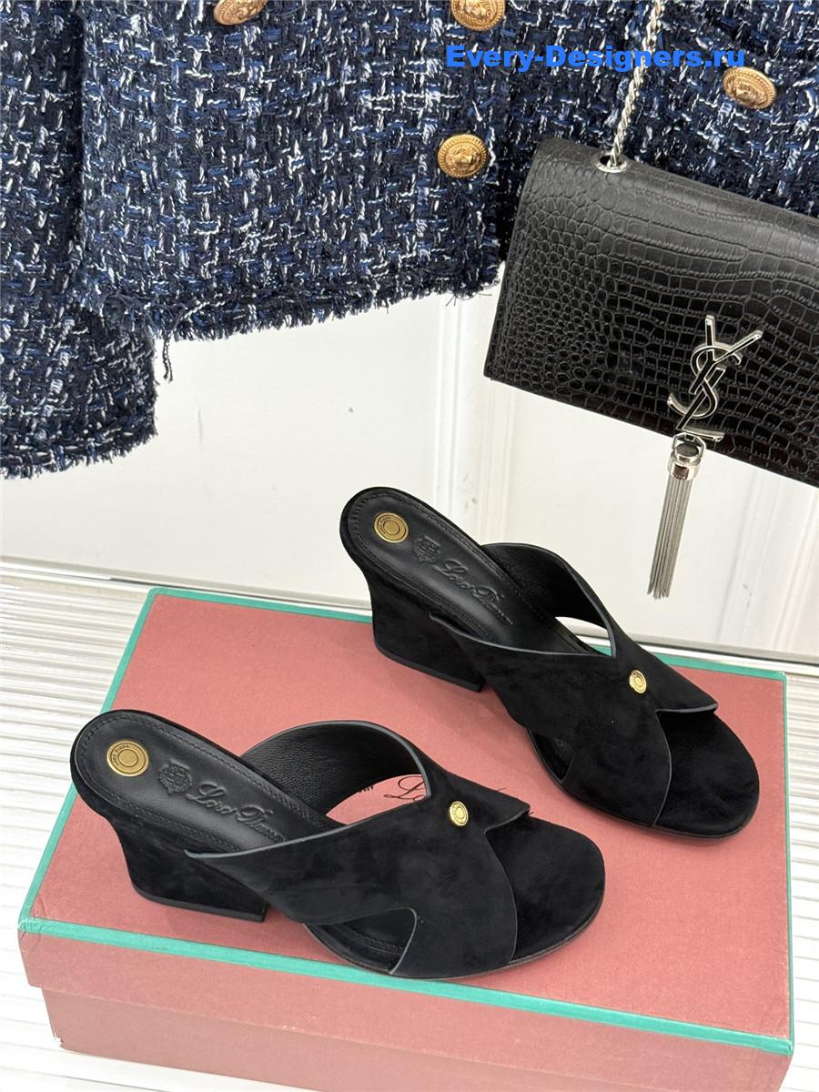 L0r0 P1ana black suede vera sandals