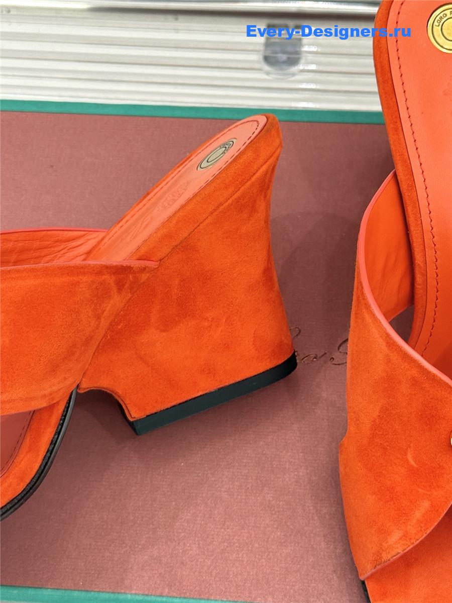 L0r0 P1ana orange suede vera sandals