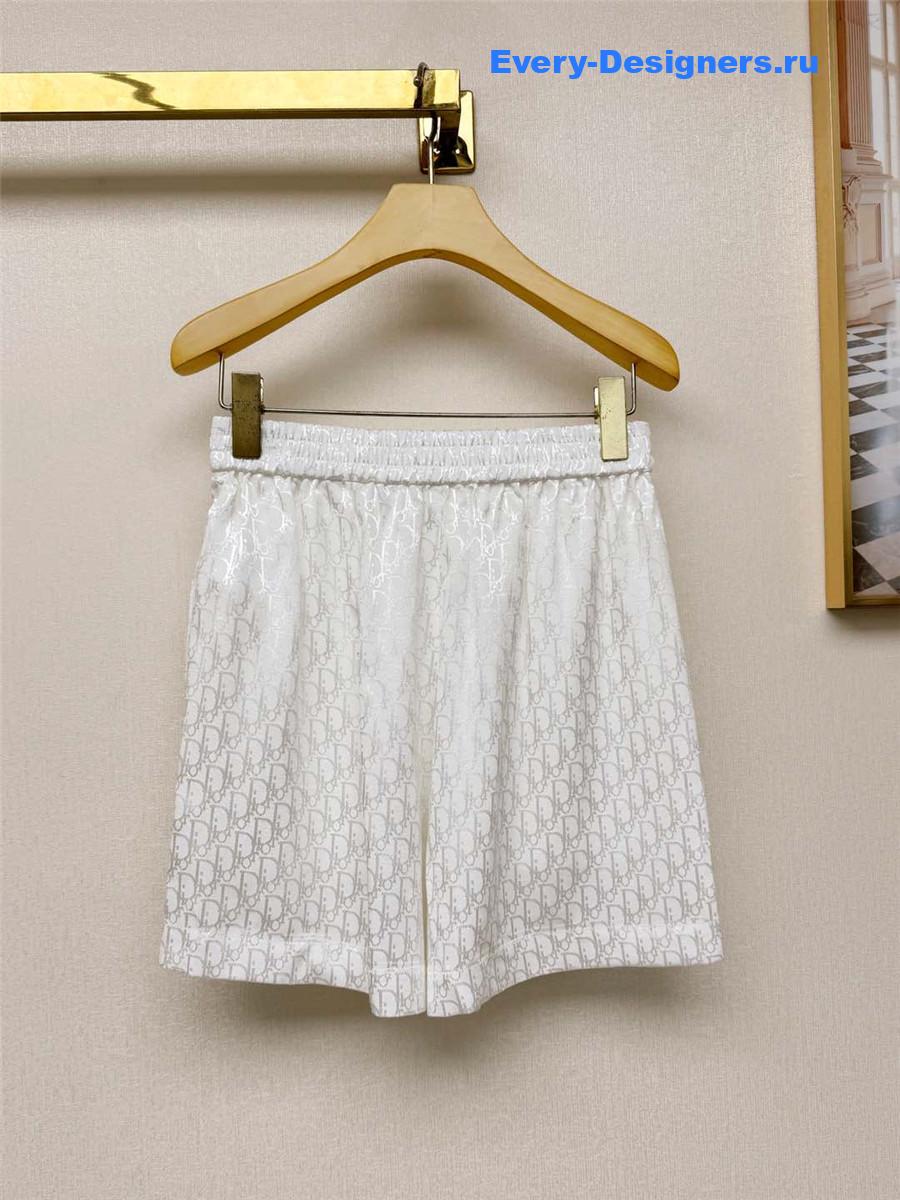Gvc*1 gg silk shorts in white