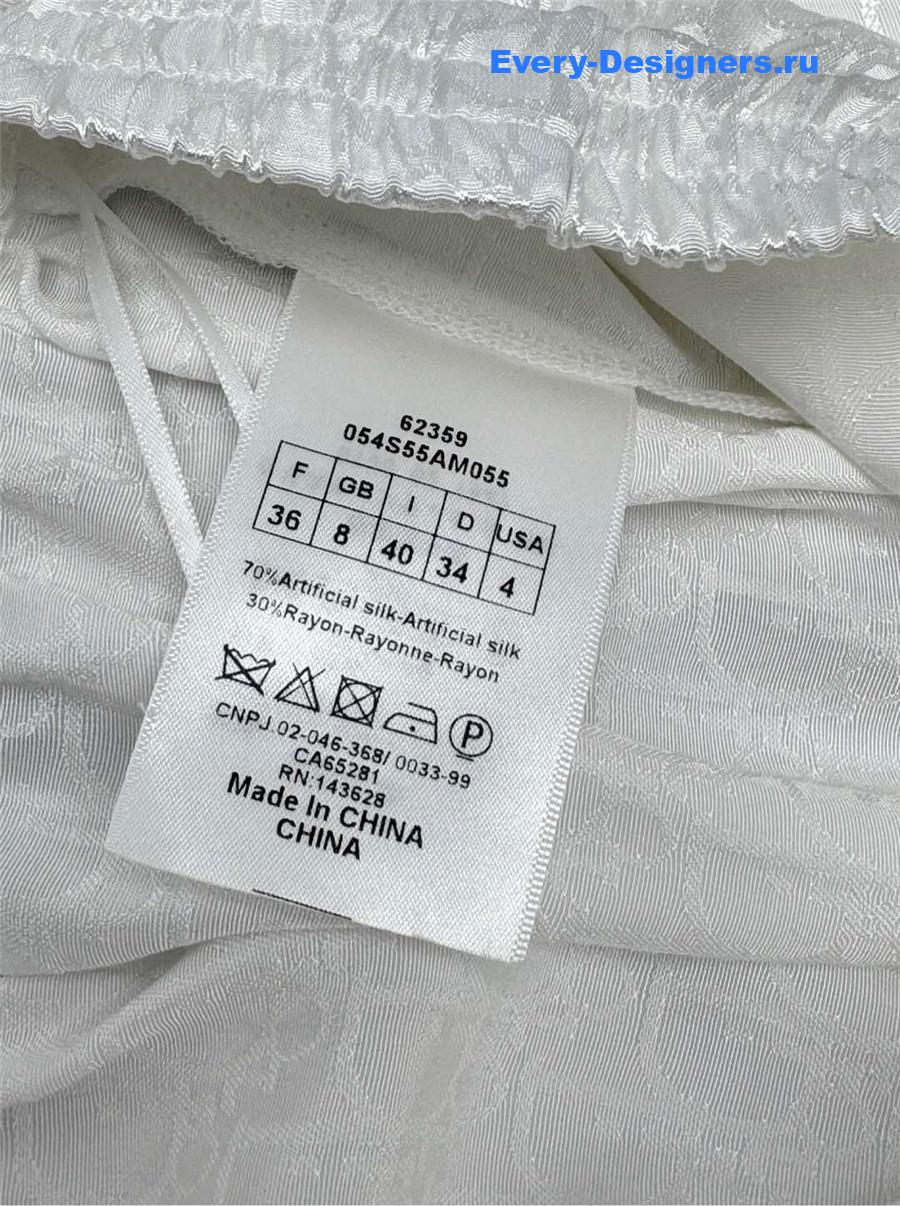 Gvc*1 gg silk shorts in white