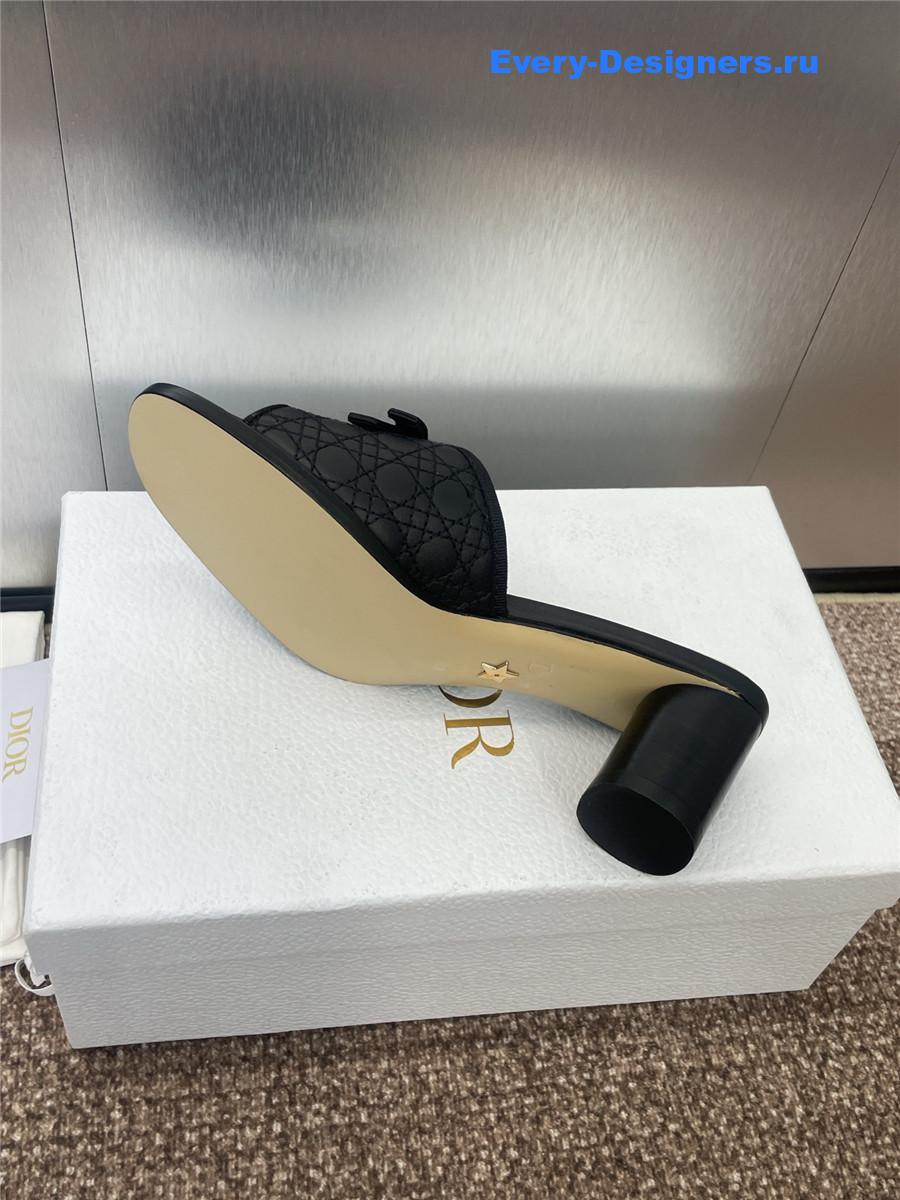 D10r 30 montaigne platform slides black