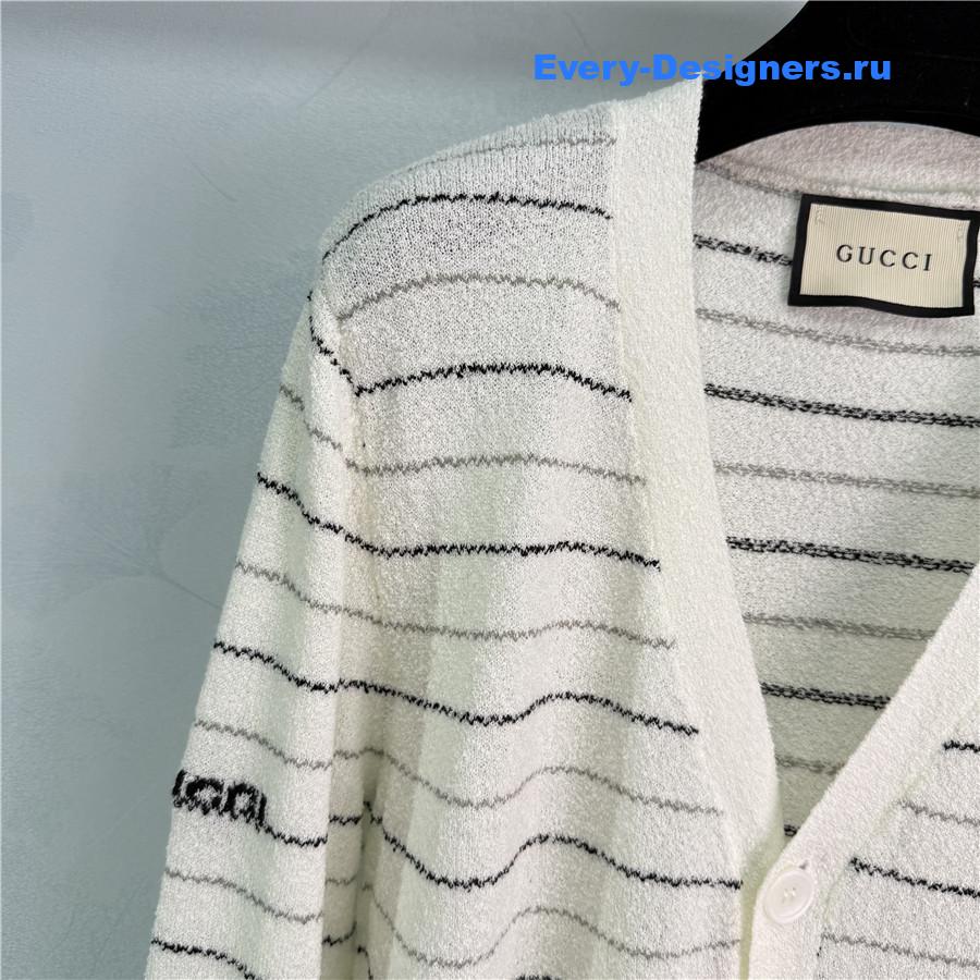 Gvc*1 black and white striped cardigan