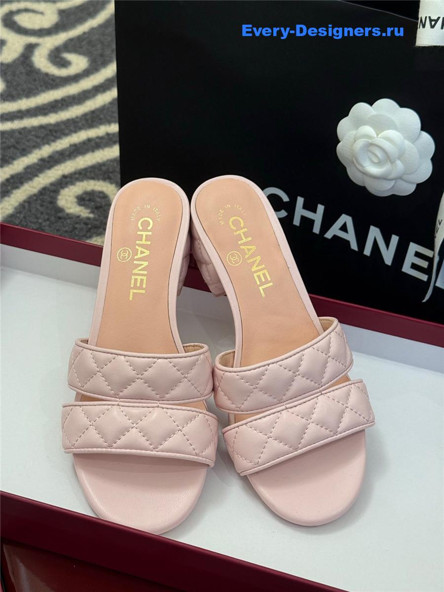 Ch**el quilted cc pink platform sandals