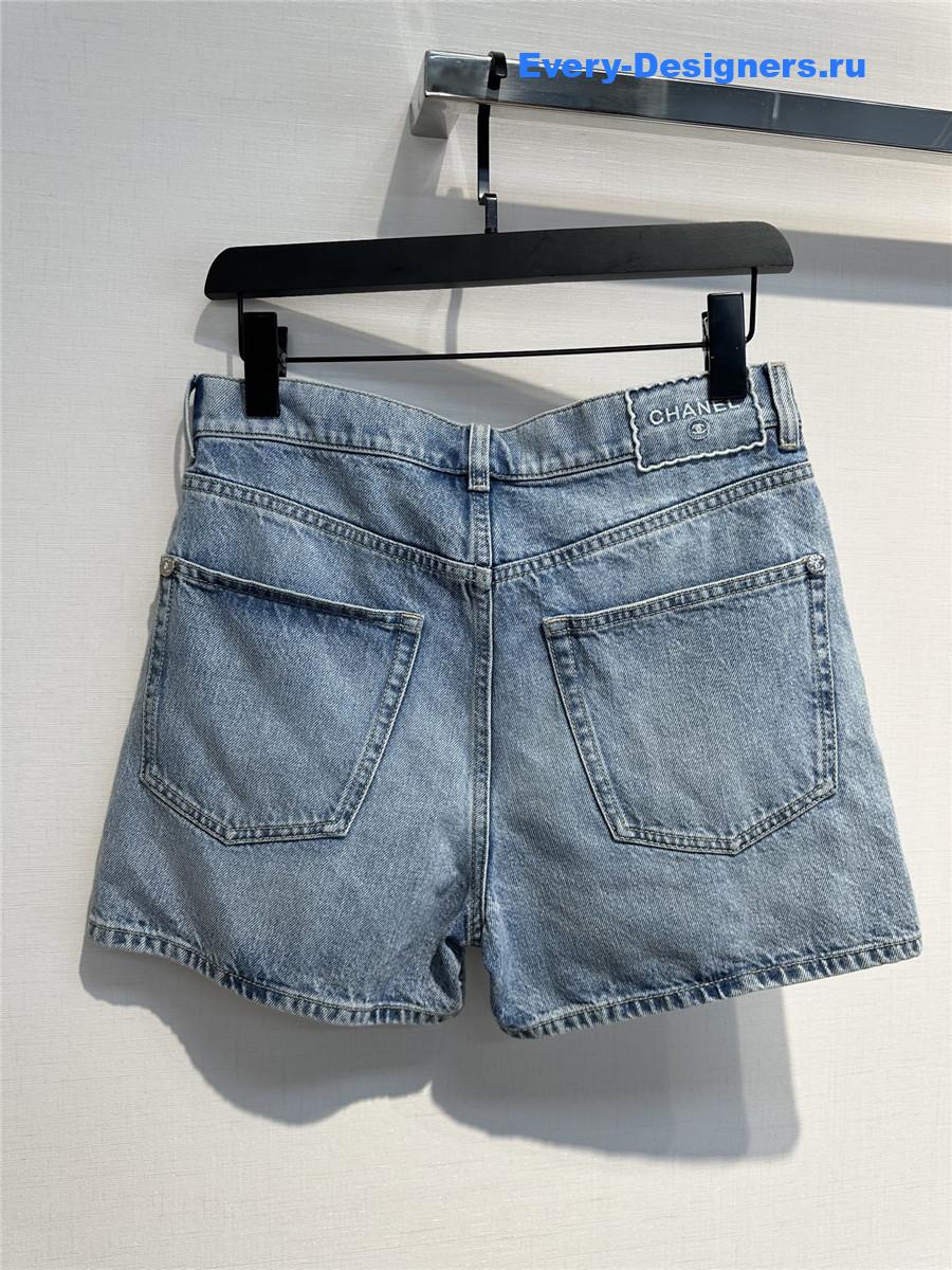 Ch**el coco embroidered shorts