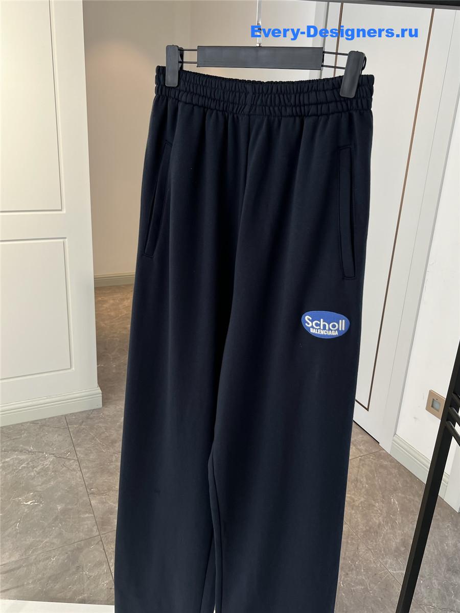 Ba1en*iaga navy loop sweatpants