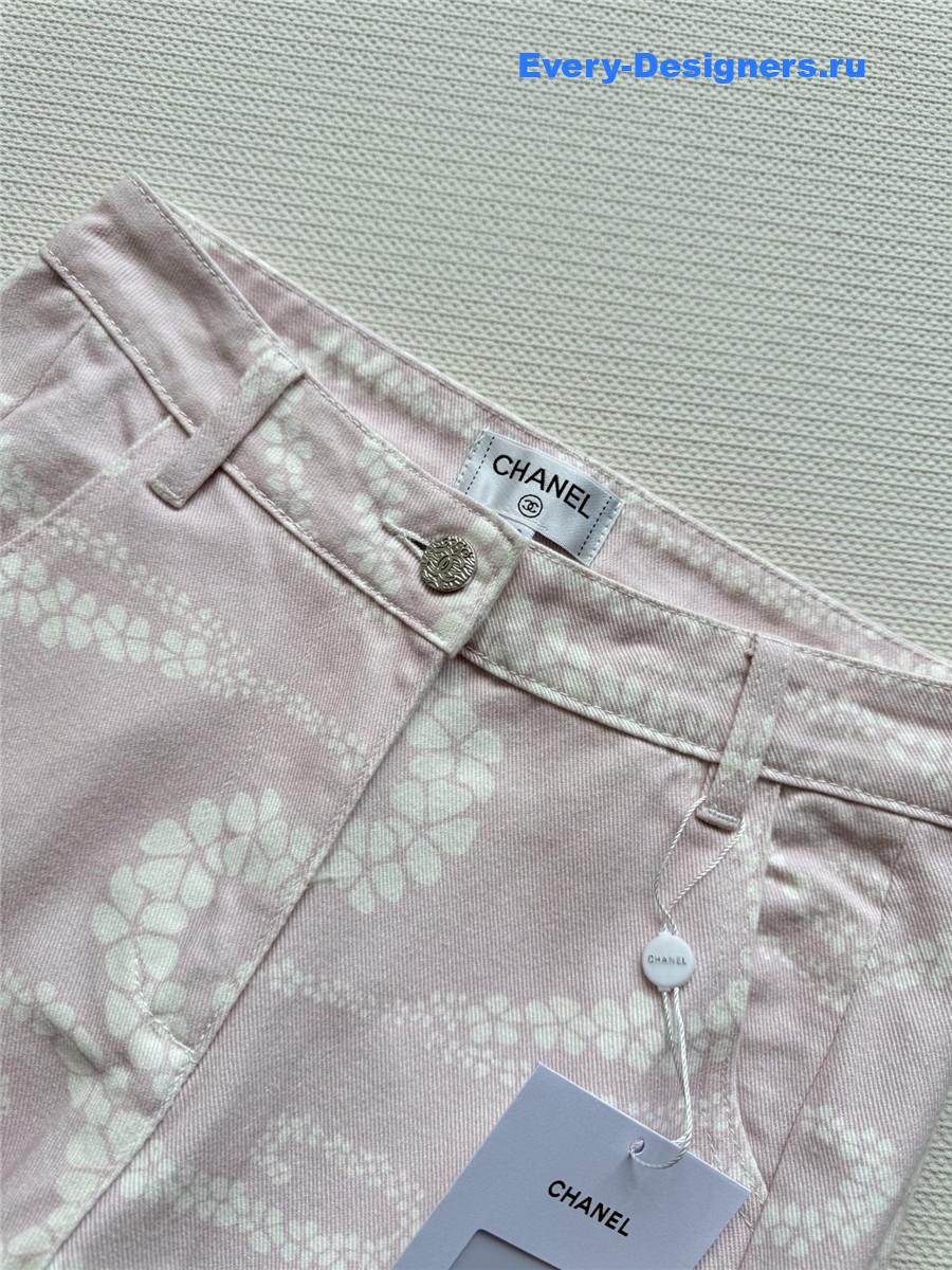 Ch**el pink printed denim jeans