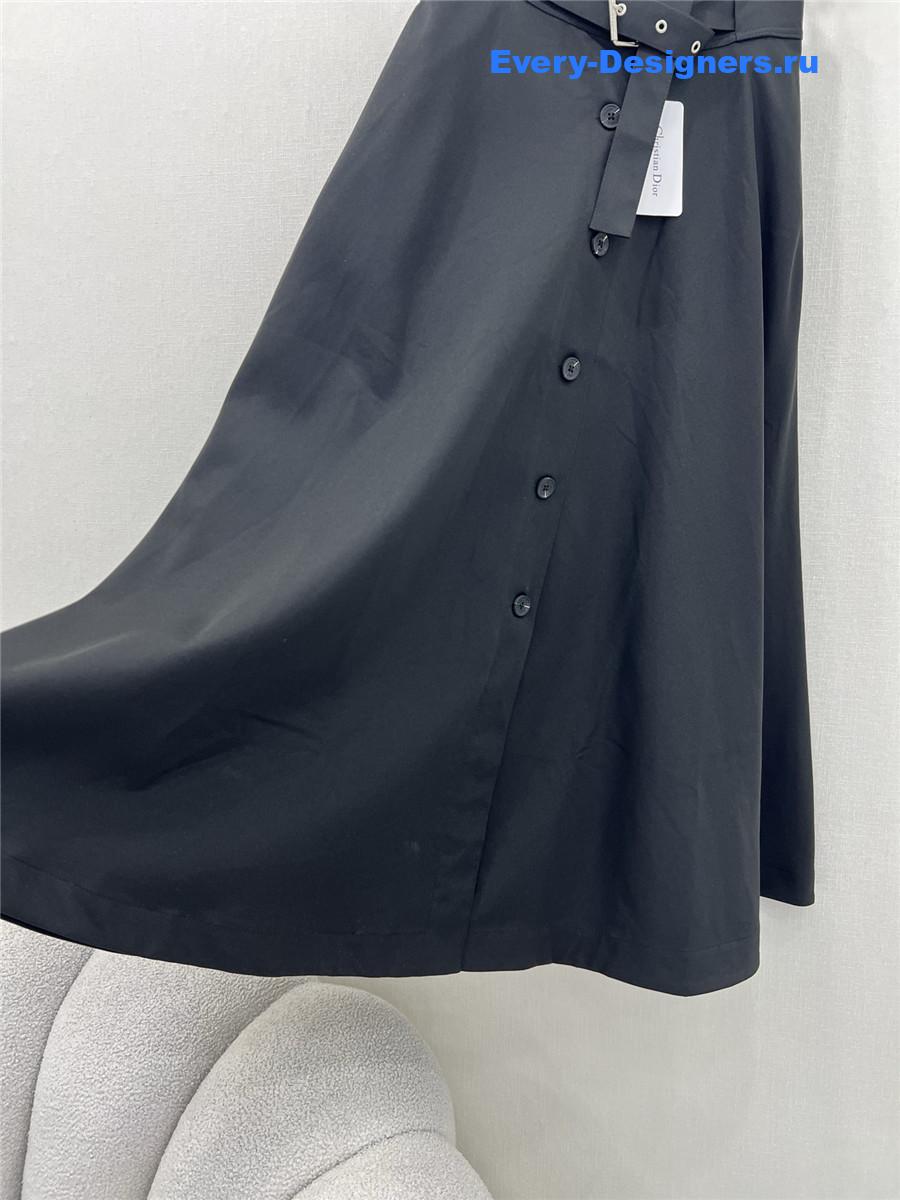 D10r belted black skirt