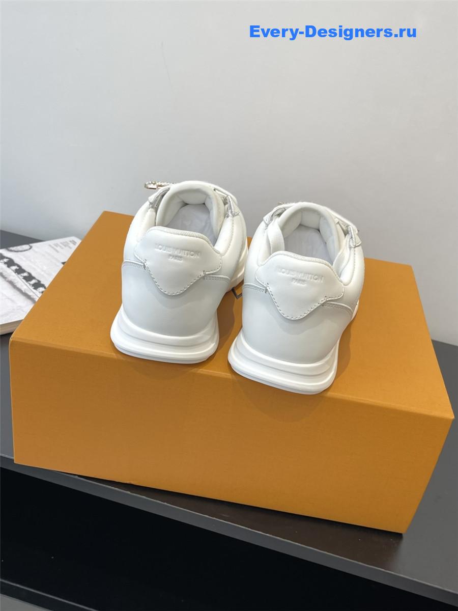 l0vis Vvtt0n buttersoft white sneakers